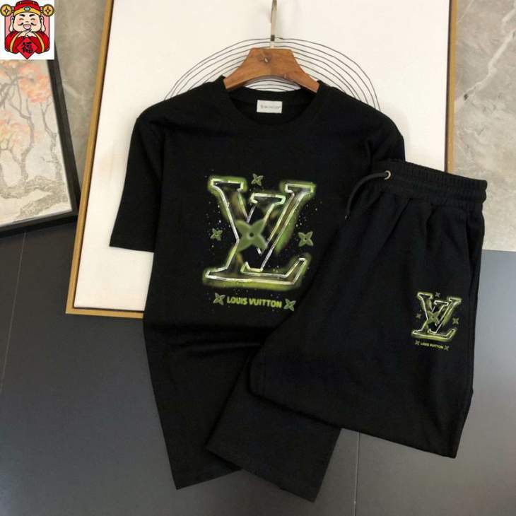 Picture of LV Shirt Pant Suits _SKULVM-5XLkdtr19723687